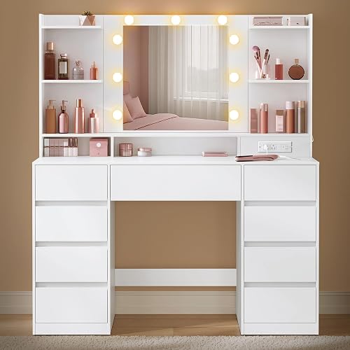 VASAGLE Kailyn Collection - Vanity Desk with Mirror and 9 LED Bulbs, V — Build quality and design details up close
